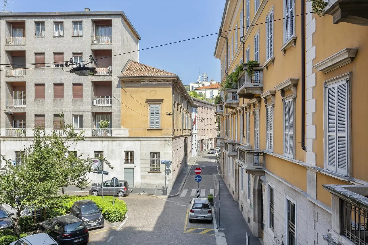 Daire S. Maria Valle Central Roomy Flat Milano