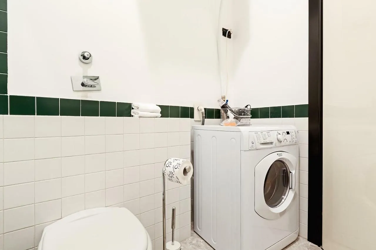 Daire S. Maria Valle Central Roomy Flat Milano